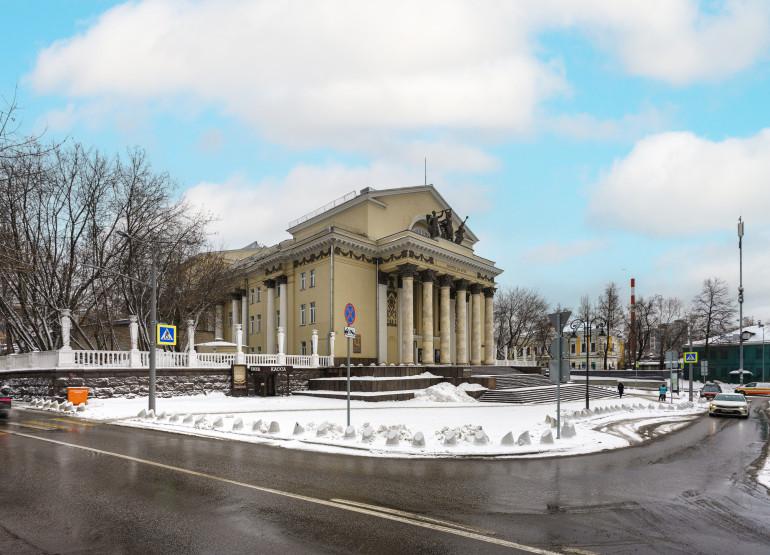 Дворец на Яузе: Вид здания